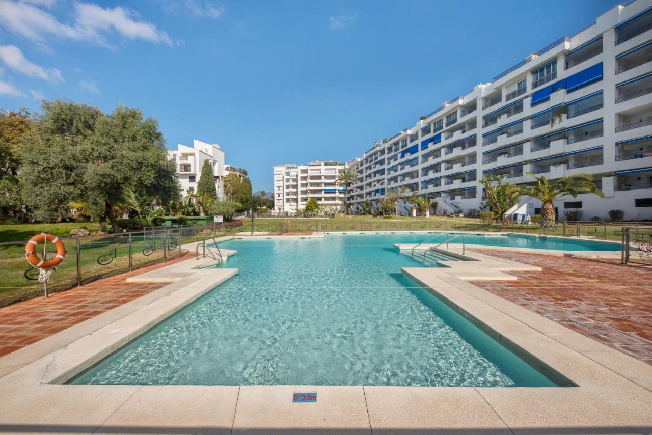Апартаменты Jardines Del Puerto Марбелья Экстерьер фото